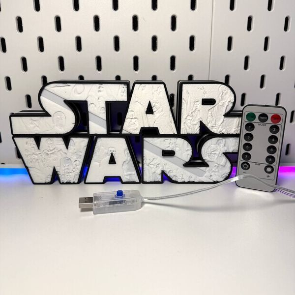 Неонова інсталяція &laquo;Star Wars: Легендарні герої&raquo; 80848868 фото